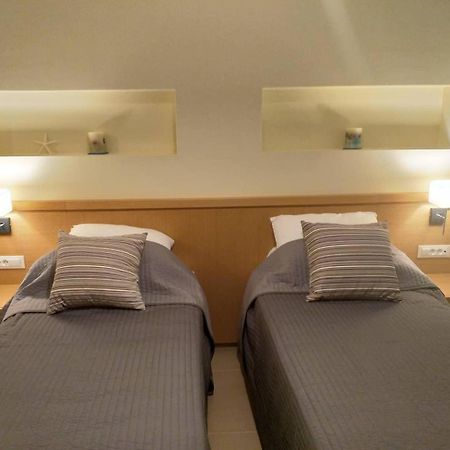 Hotel Estia ฟีนีคุนตา ภายนอก รูปภาพ