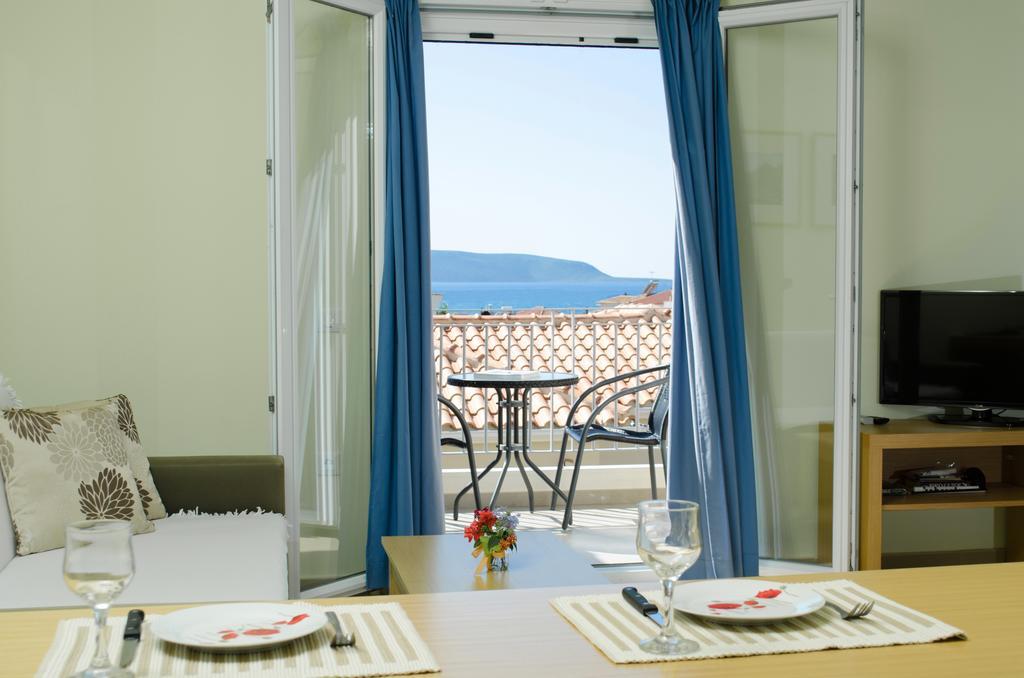 Hotel Estia ฟีนีคุนตา ห้อง รูปภาพ