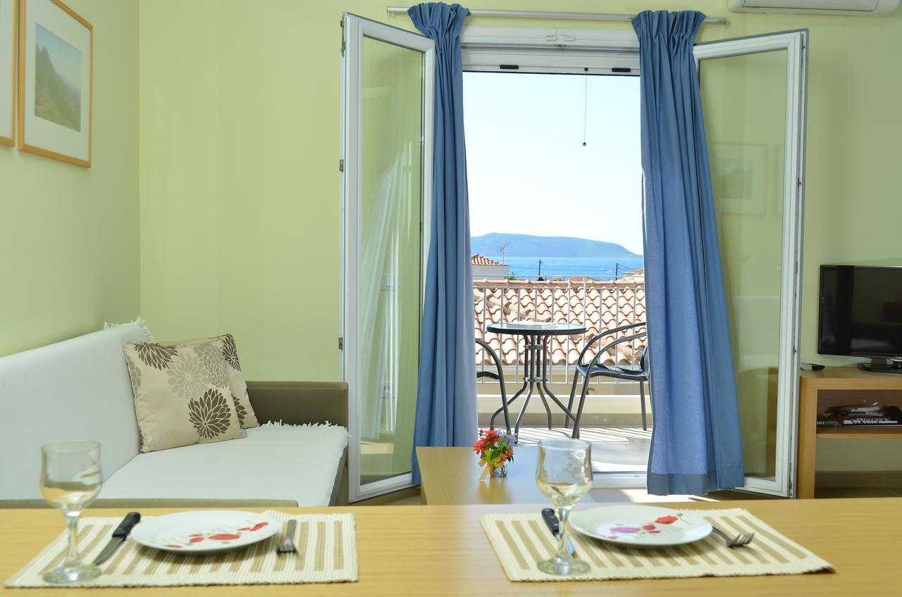 Hotel Estia ฟีนีคุนตา ภายนอก รูปภาพ